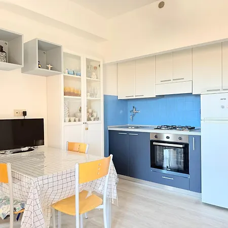 Se259 - Senigallia, Trilocale Vicino Al Mare Con Due Balconi *